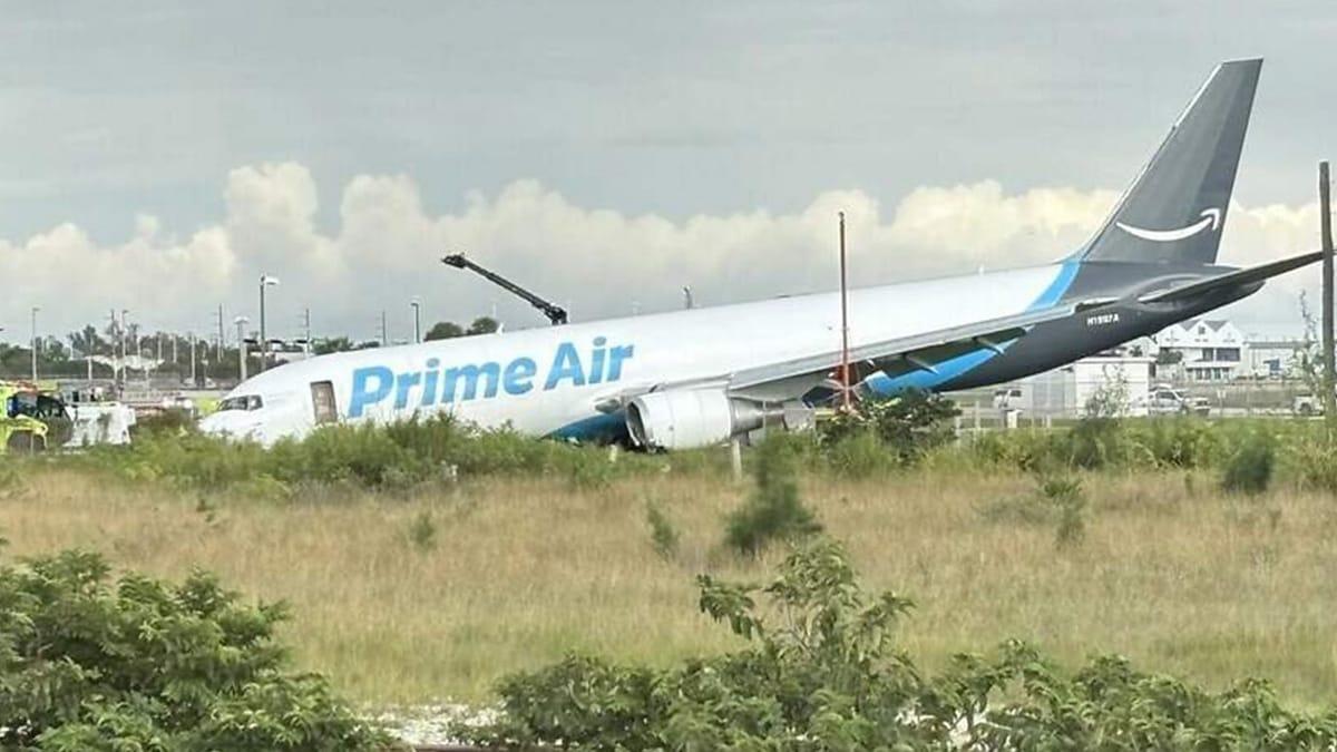 Five Fatalities as Amazon Cargo Jet Overshoots Miami Runway in Miami