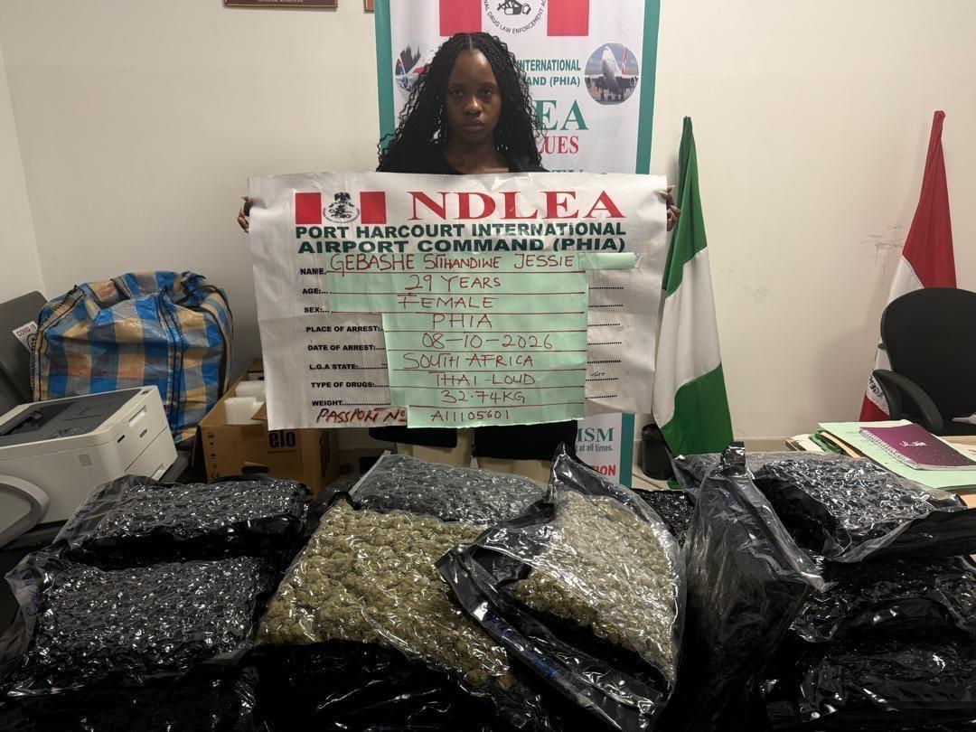 Gebashe Sithandiwe Jessie, the South African lady, apprehended at Port Harcourt International Airport with parcels of Thai Loud.