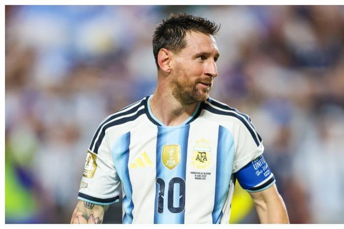 Messi Jests About Cape Verde's On-Pitch Physicality After World Cup Win