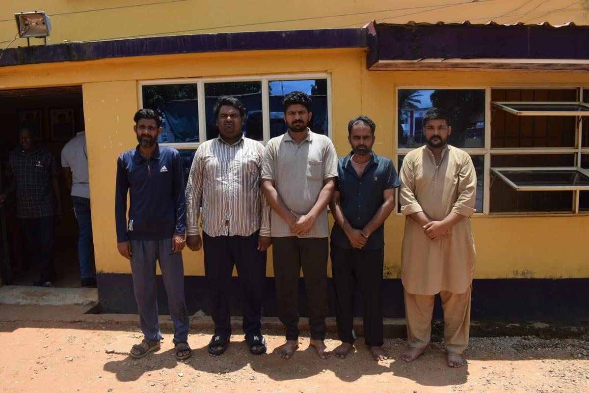 Benue Police Nab Five Pakistani Suspects, Seize 35 Mobile Phones