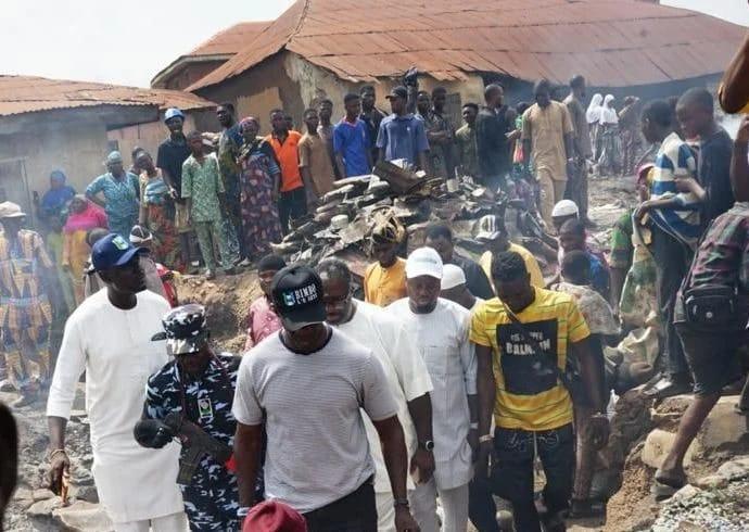 Oyo Governorship Aspirant Adekanmbi Gives N2.5m to Ibadan Market Fire Victims