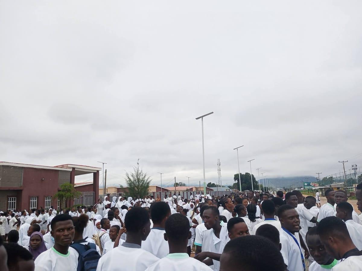 A crowd of students gathered during the protest in Jalingo.