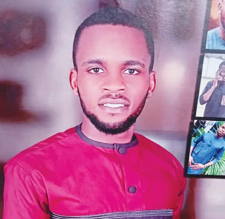 Okebaram Okanimee, Chimaroke's father, in grief