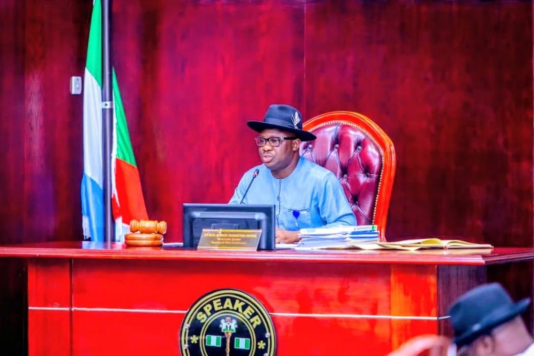 Speaker of the Delta State House of Assembly, Rt. Hon. Guwor Emomotimi Dennis, addressing lawmakers.