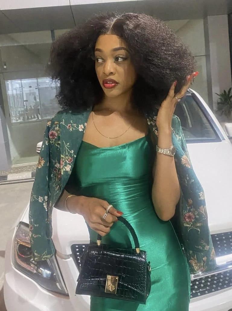 Tenia Abraham, the Nollywood actress who passed away at 32 after a battle with kidney infection.