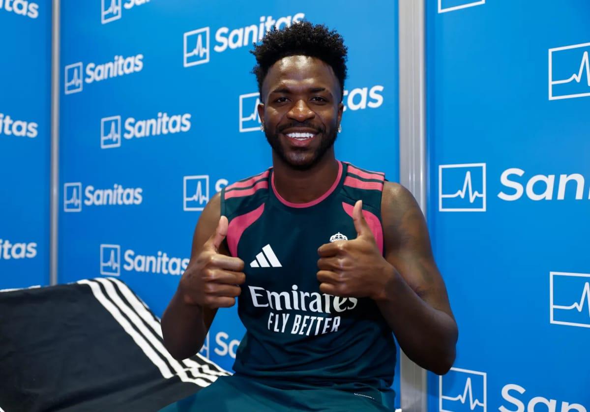 Real Madrid Contract Snag Puts Vinicius Jr 'On His Way' to Arsenal