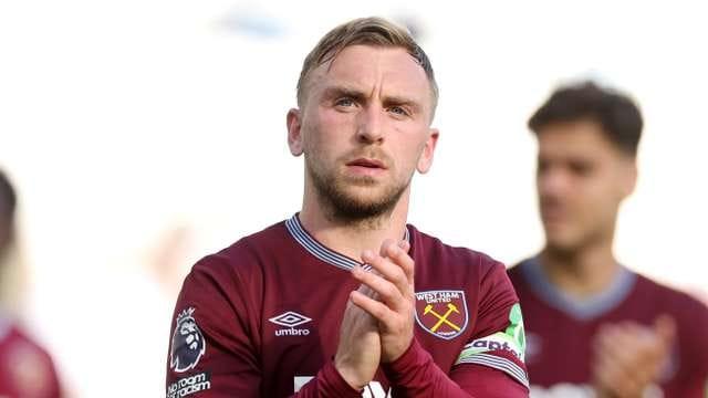 West Ham United's Jarrod Bowen competing for the ball during a league fixture.