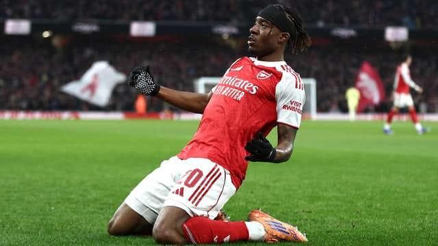 Noni Madueke playing for Arsenal in an Emirates FA Cup match against Wigan Athletic