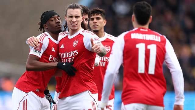 Noni Madueke in action for Arsenal during an Emirates FA Cup match against Mansfield Town