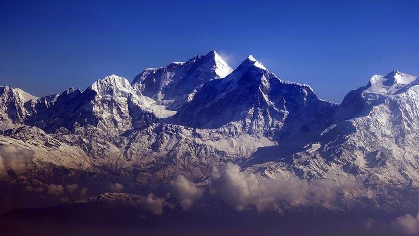 Miraculous Rescue on Mount Everest: Dawa Sherpa Shares His Harrowing Tale