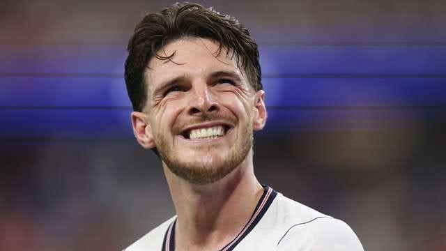 England's team competes in a crucial World Cup Group L encounter.