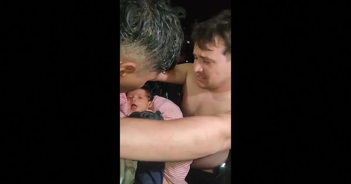 Venezuela Quakes: 18-Day-Old Baby Miraculously Pulled from Debris After 32 Hours