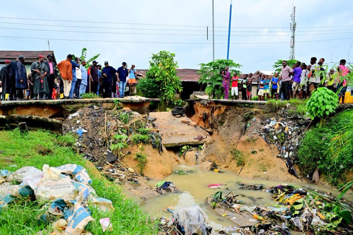 Cross River State Governor Bassey Otu addressing residents during his visit to flood-hit areas in Calabar.