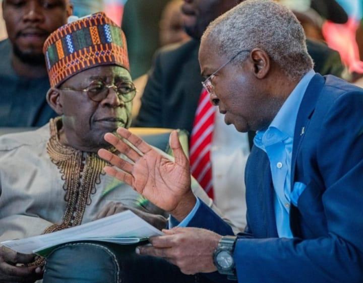 Fashola Prefers Private Talks with Tinubu Over Public Criticism