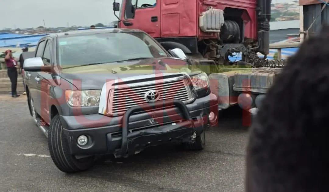 Kara Bridge Pile-Up Halts Traffic on Lagos-Ibadan Expressway