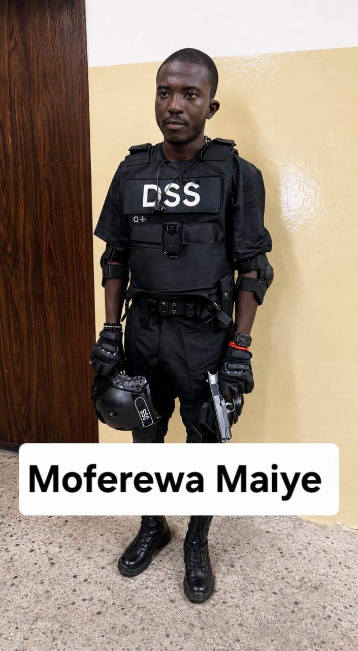 The alleged fake DSS operative, Moferewa Maiye, apprehended by security forces.