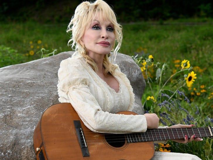 Country Music Icon Dolly Parton Passes On at 80, Cause Confirmed