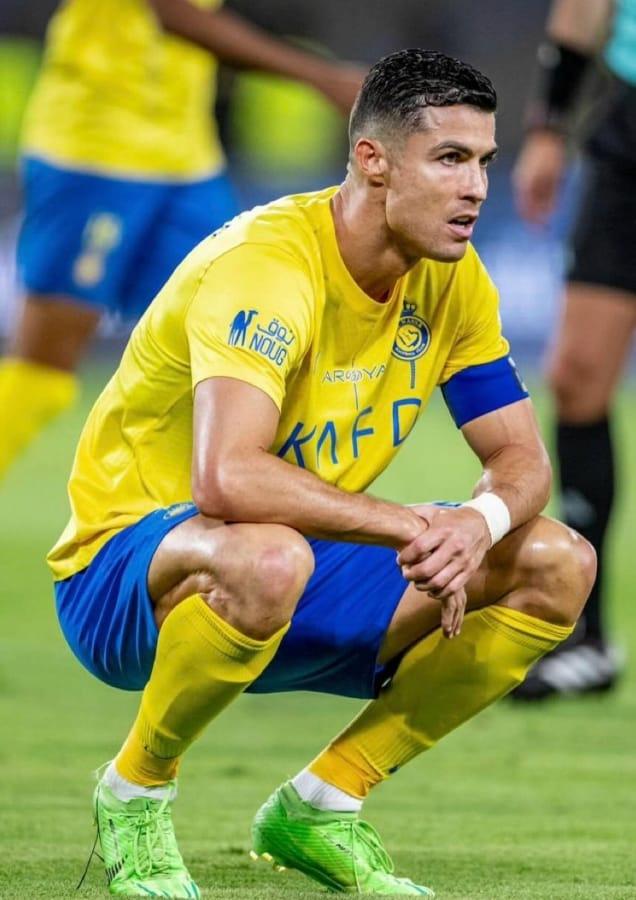 Cristiano Ronaldo expresses frustration as he leaves the pitch during the Al-Nassr vs Al-Ettifaq match.