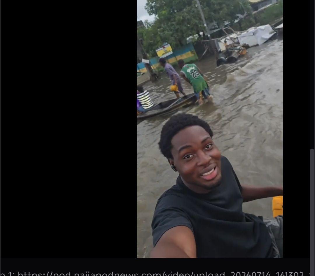 Canoe Spotted on Flooded Lagos Road Sparks Reactions