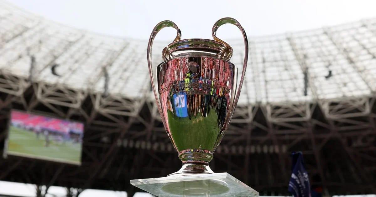 Champions League Action: PSG Battles Barcelona, Arsenal Visits Bayern in Third Matchday