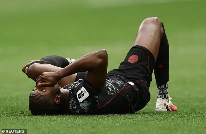 Canada's Ismaël Koné Suffers Gruesome Leg Injury in World Cup Match Against Qatar