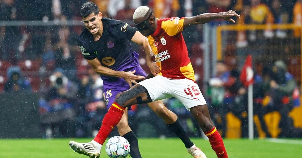 Victor Osimhen in action for Galatasaray during a Super Lig fixture.