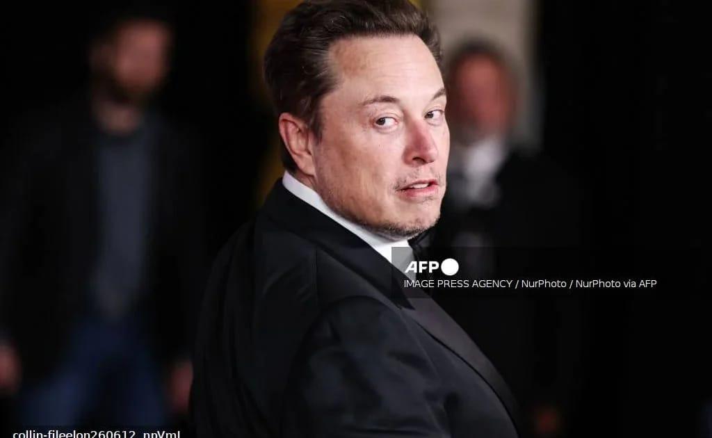 SpaceX Stock Dip Slashes Elon Musk's Fortune by Over $50 Billion