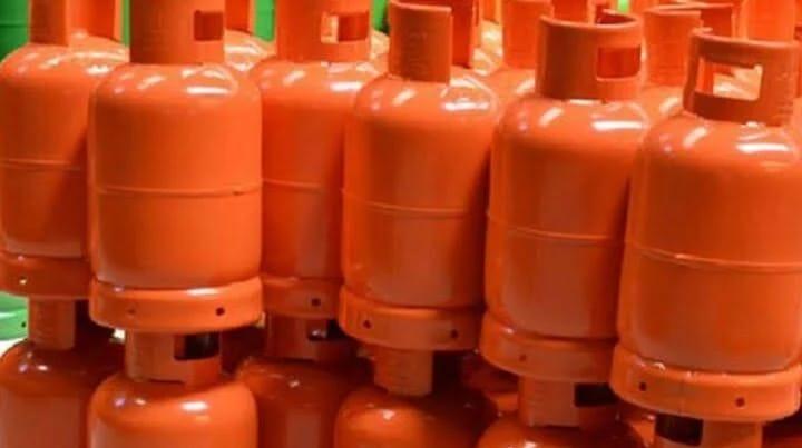 Abuja Communities Get 10,000 LPG Cylinders from FCTA, IHS to Fight Air Pollution