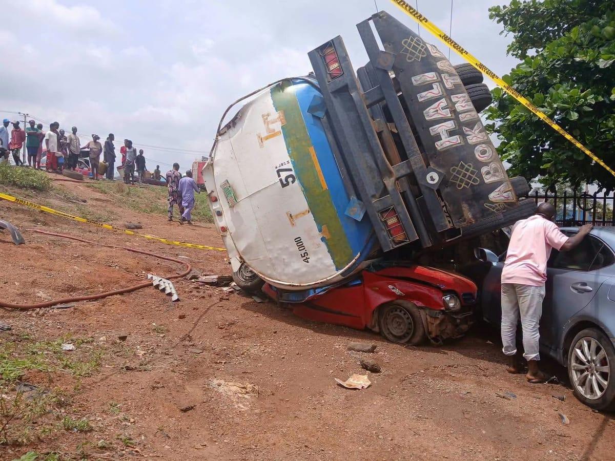 Authorities managing traffic and rescue operations following the tragic road incident.