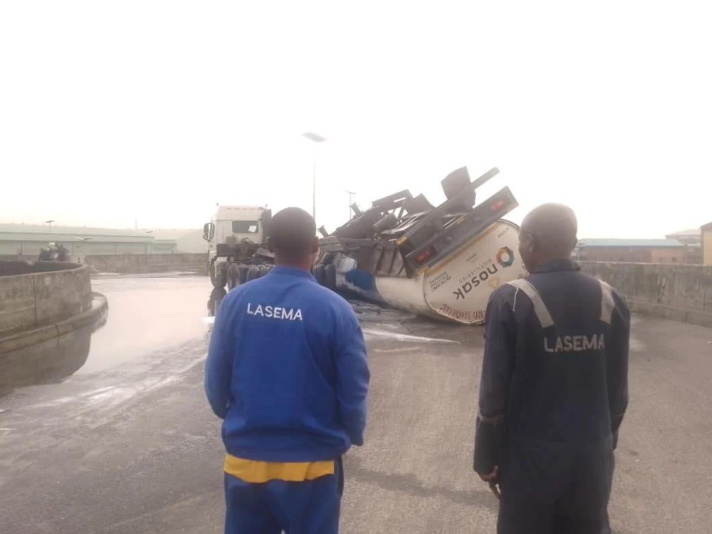 LASEMA officials and other emergency personnel coordinating efforts at an incident site in Lagos.