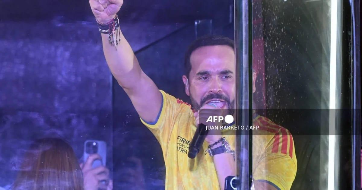 US-Backed Lawyer Secures Colombia's Presidency, Shifting Right