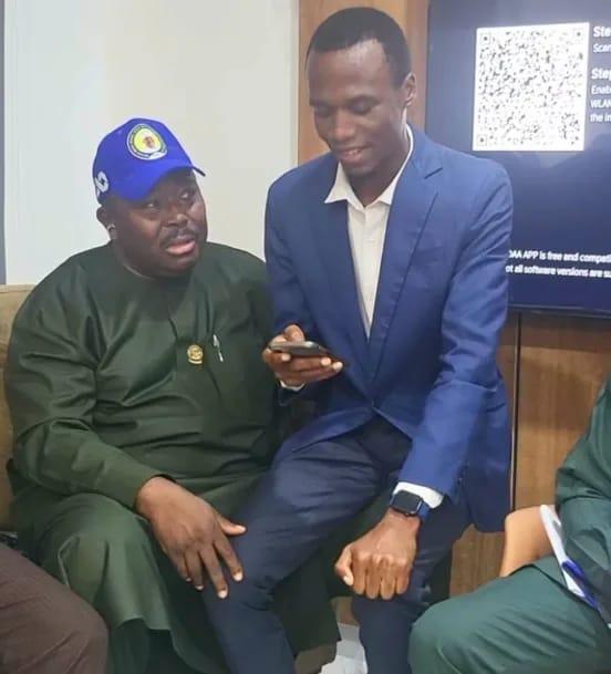 Oyo APC Clarifies Viral Video of Candidate with Ibadan Poly Student on Lap