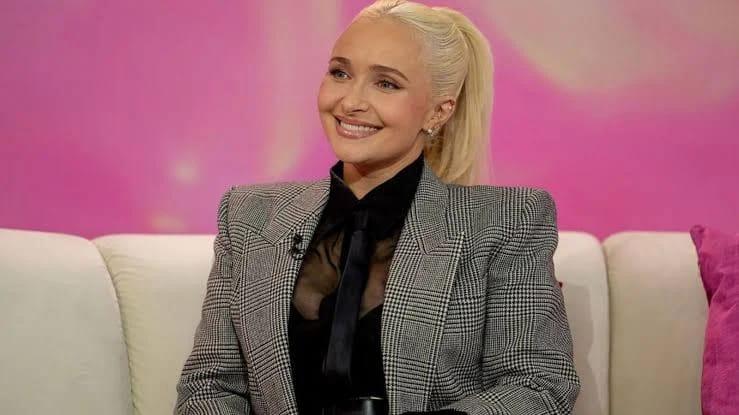 Hollywood Grieves 'Heroes' and 'Nashville' Actress Hayden Panettiere, Dead at 36