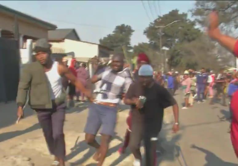 South African Protesters Invade Homes of Foreign Nationals in Germiston