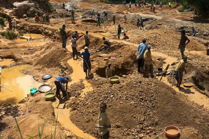 Plateau Vigilantes Neutralize Four Suspected Attackers at Mining Site