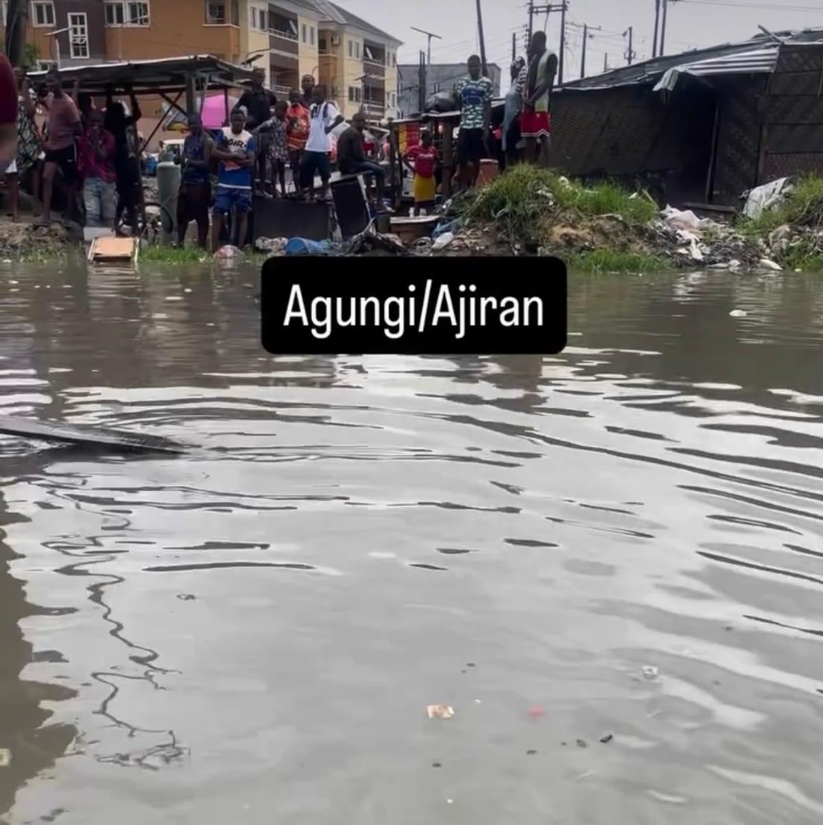 Lekki Floods: Vehicle Swept Away After Driver Disregards Warning
