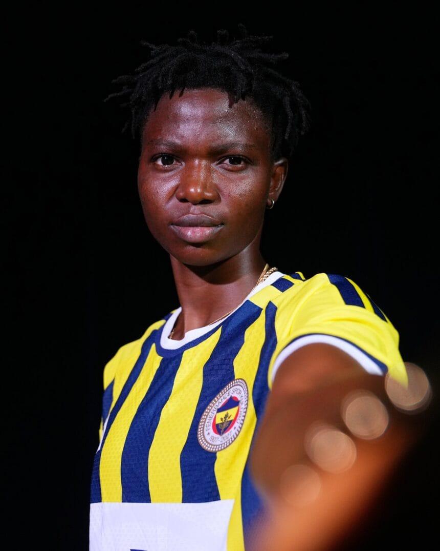 Fenerbahçe Bolsters Squad with Nigerian Midfielder Suliat Abideen