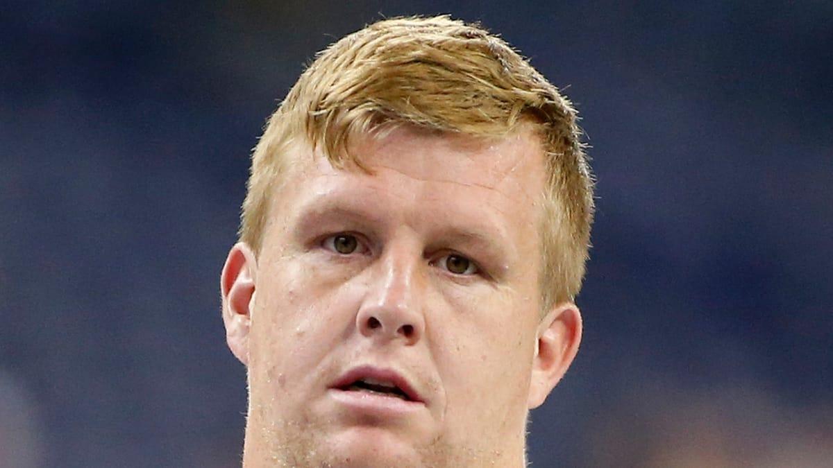 Ex-Patriots Super Bowl Winner Jordan Devey Dies by Suicide at 38