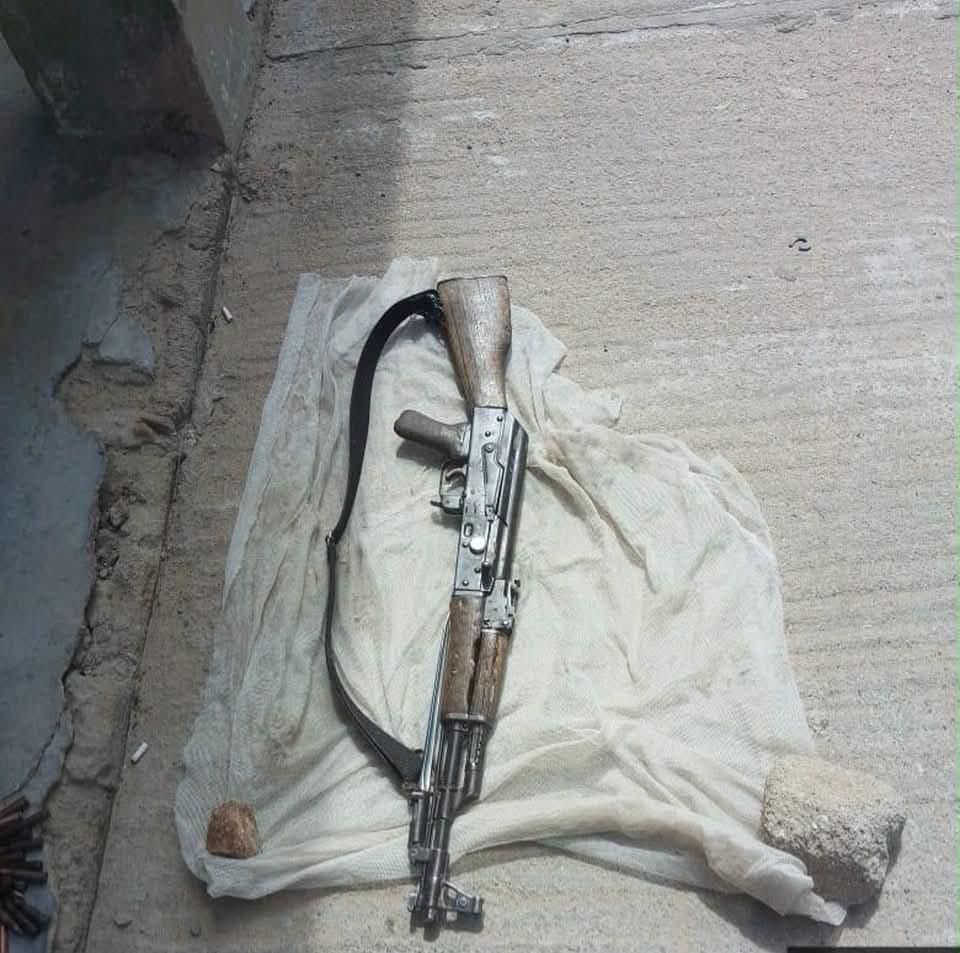 Senior ISWAP finance operative surrenders to troops with his two sons in Borno