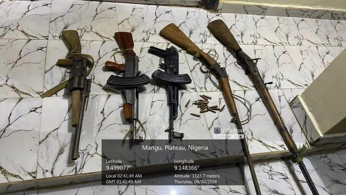 Plateau: Nigerian Army Seizes Weapons Cache, Foils Attack
