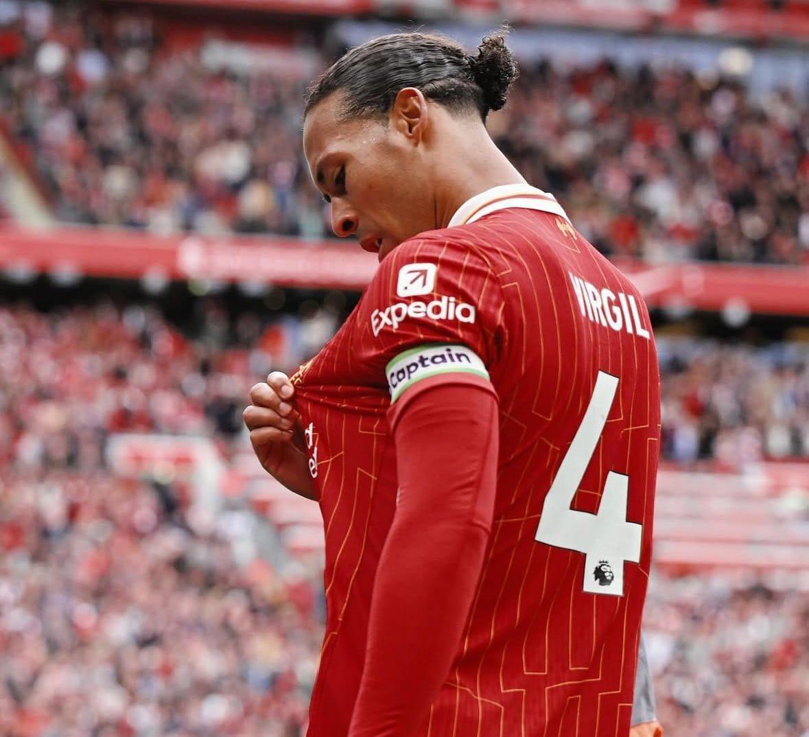 Dutch defender Virgil van Dijk, leader of the Liverpool squad.