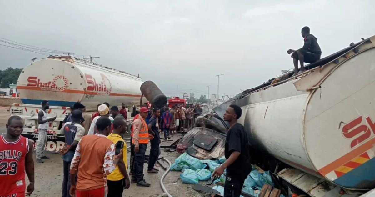 Fatal Truck Collision Ignites Fire, Claims Two Lives on Anambra Expressway