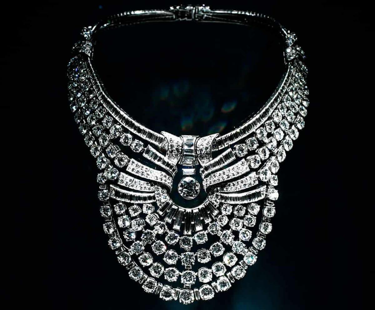 Historic 673-Diamond Necklace Linked to Egyptian Queen Stolen in Vienna Heist