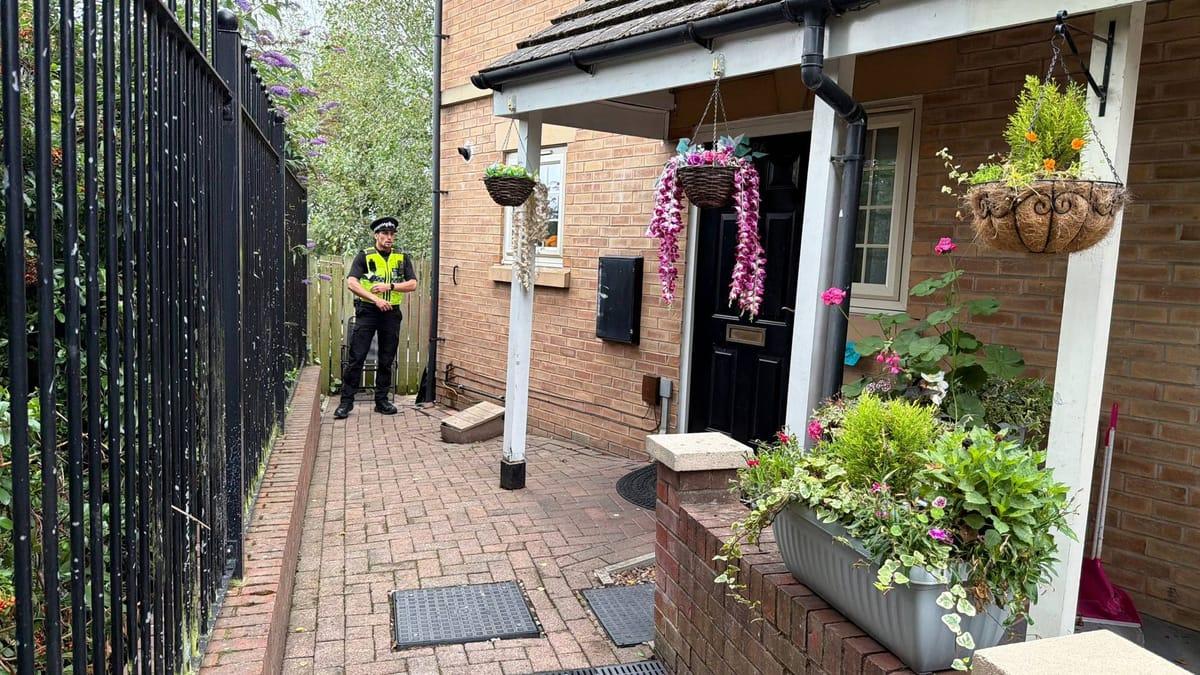 Seven Detained in UK After De@d Newborn Girl Discovered at Home