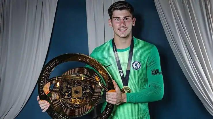 Xabi Alonso Identifies Courtois-like Traits in Chelsea's Young Keeper Penders